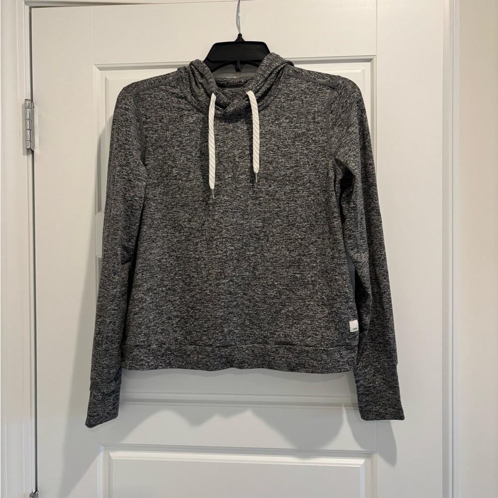 Vuori Halo Essential Hoodie Size S Heather Gray EUC